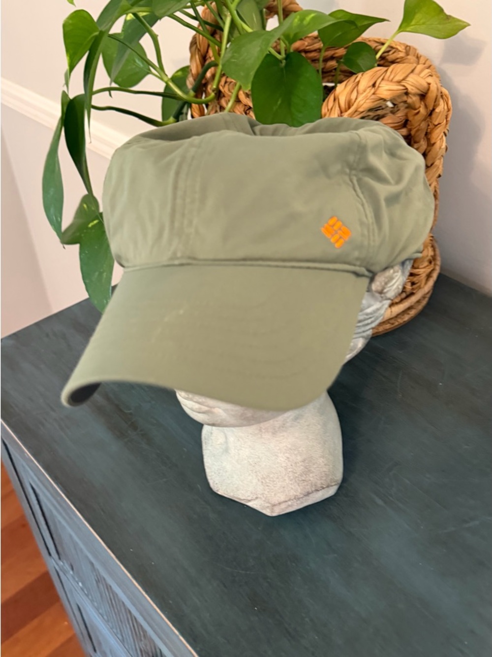 Columbia Sportswear Coolhead Adjustable baseball cap with Omni freeze cooling